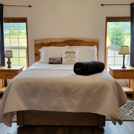A Relaxing Getaway-A Backwoods Cabin Solduc River Beaver Room photo