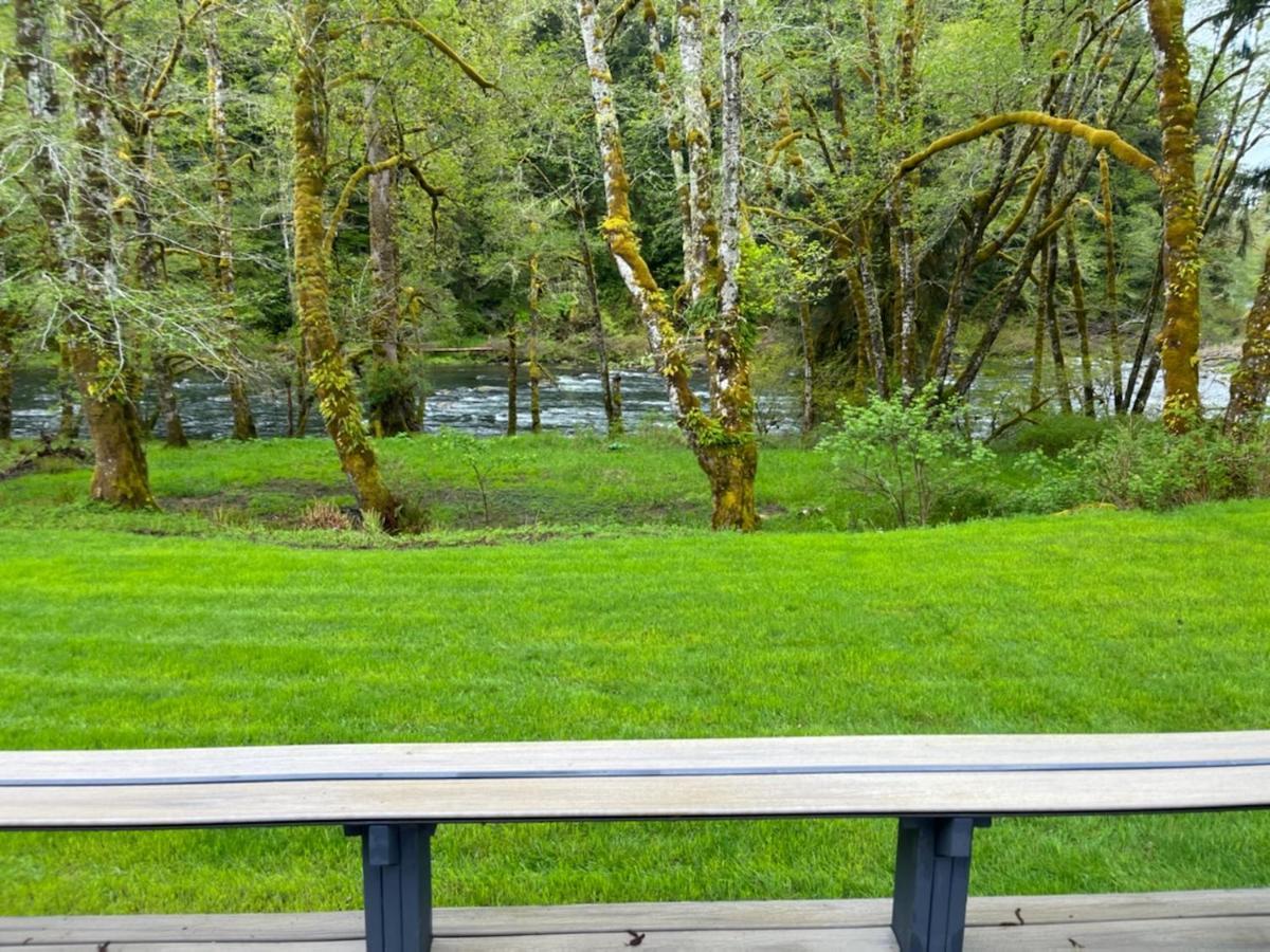 Holiday home A Relaxing Getaway-a Backwoods Solduc River Beaver