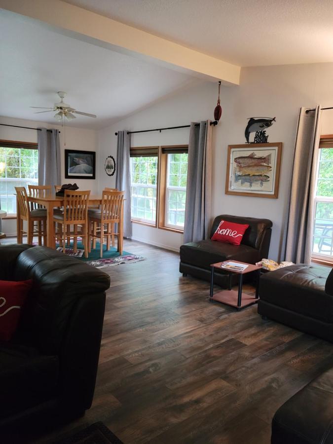 Casa vacanze A Relaxing Getaway-a Backwoods Solduc River
