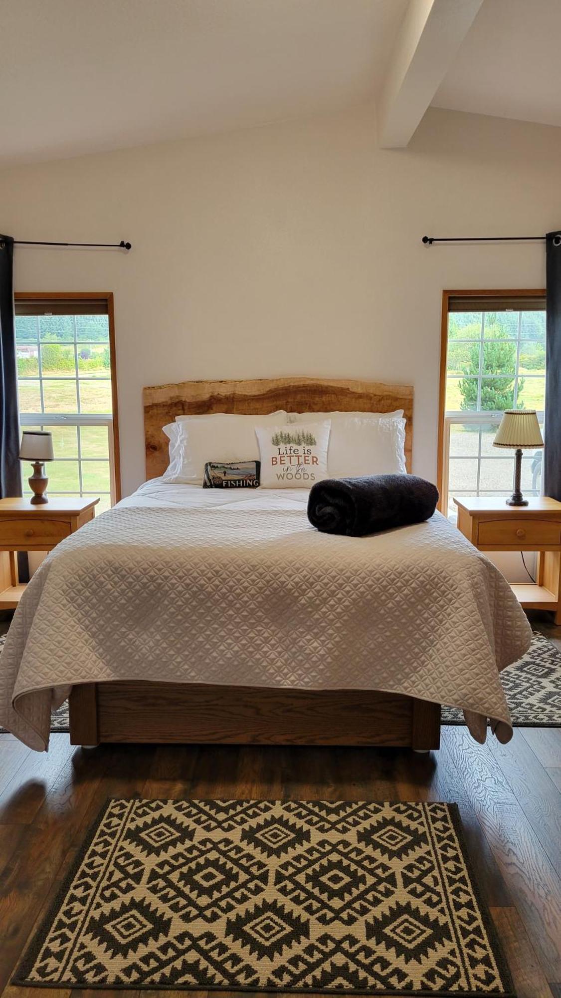 Casa vacanze A Relaxing Getaway-a Backwoods Solduc River
